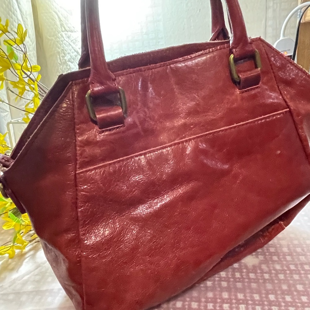 Elliott Lucca Purse- Gently used/missing crossbody strap - Picture 8 of 8